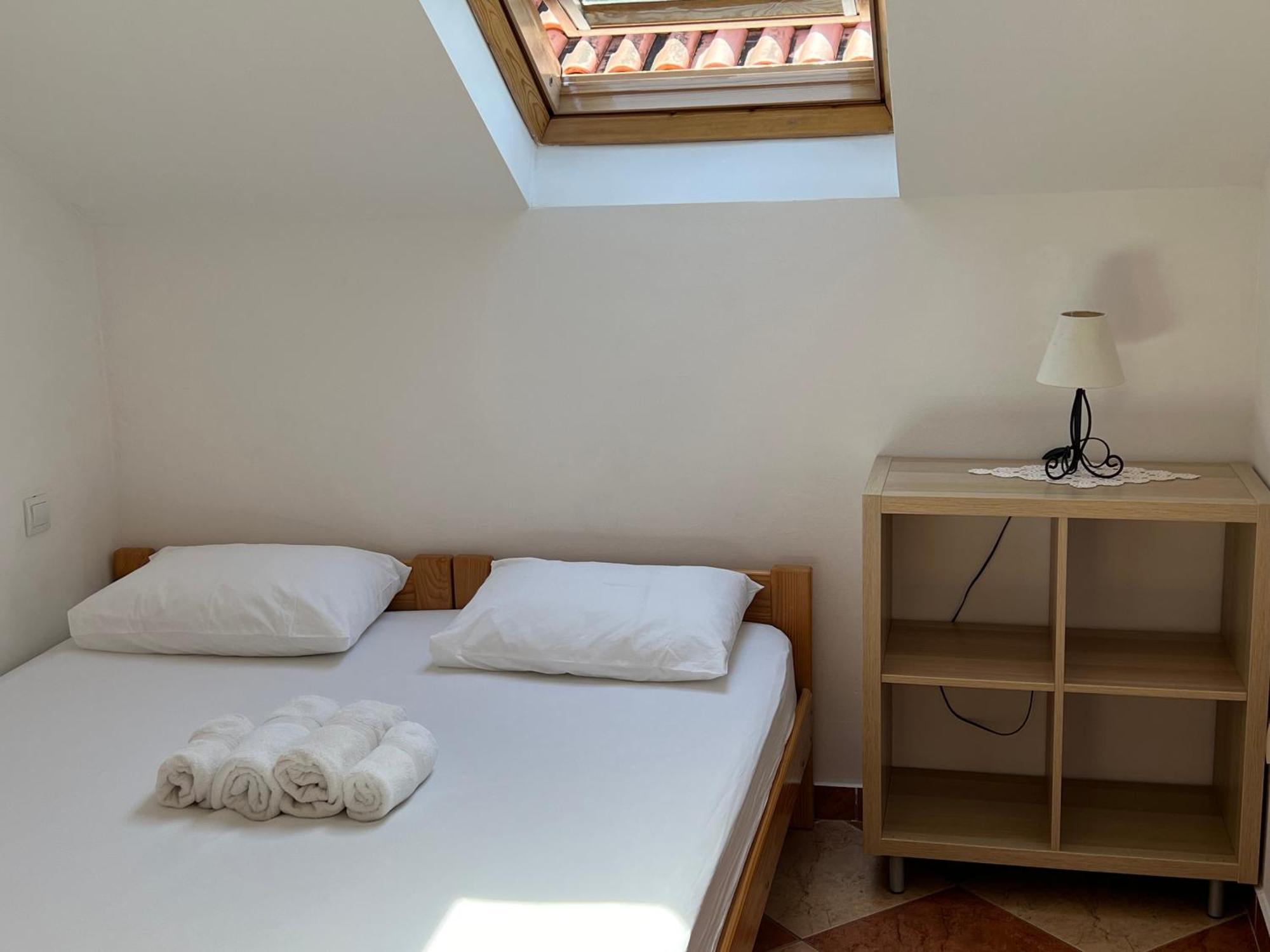 Apartments And Rooms Katija & Egon Korcula Town Exterior photo